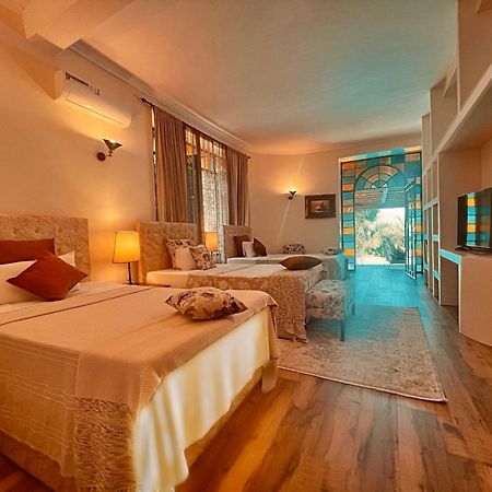 Pink Flamingo Boutique Hotel Moshi Bagian luar foto
