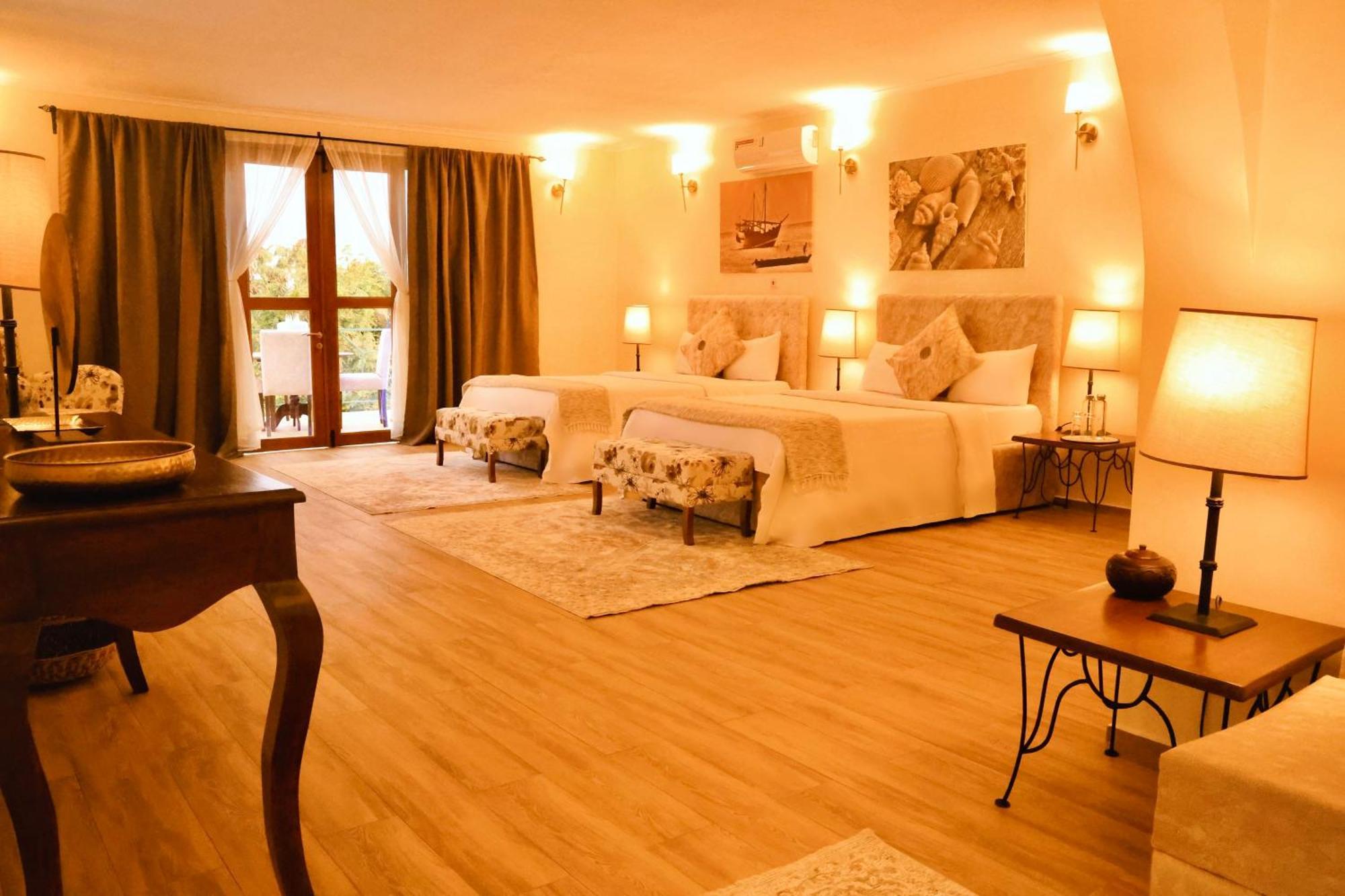 Pink Flamingo Boutique Hotel Moshi Bagian luar foto