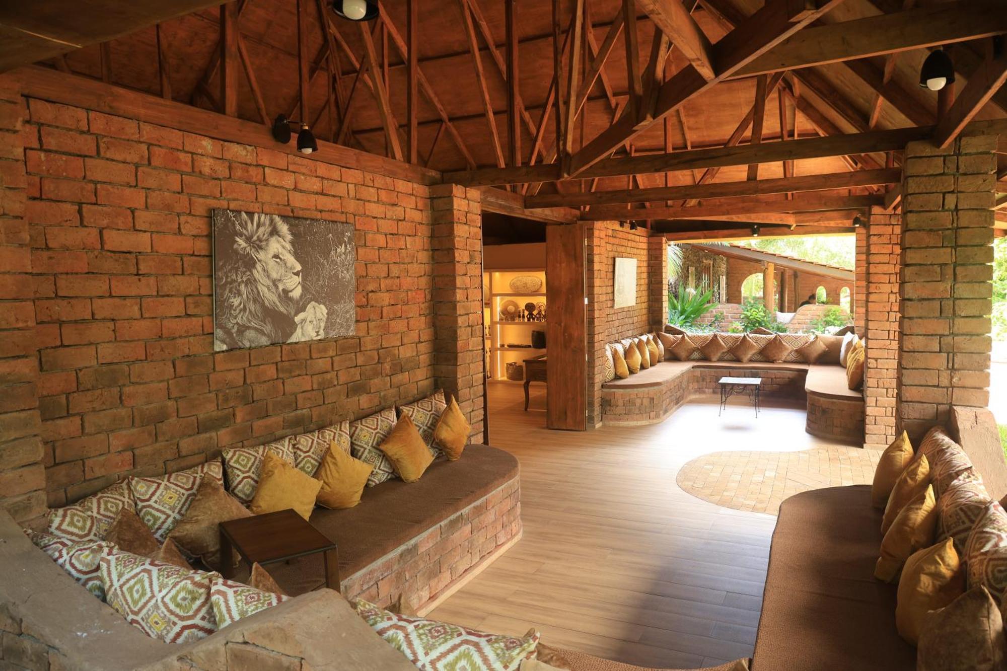 Pink Flamingo Boutique Hotel Moshi Bagian luar foto