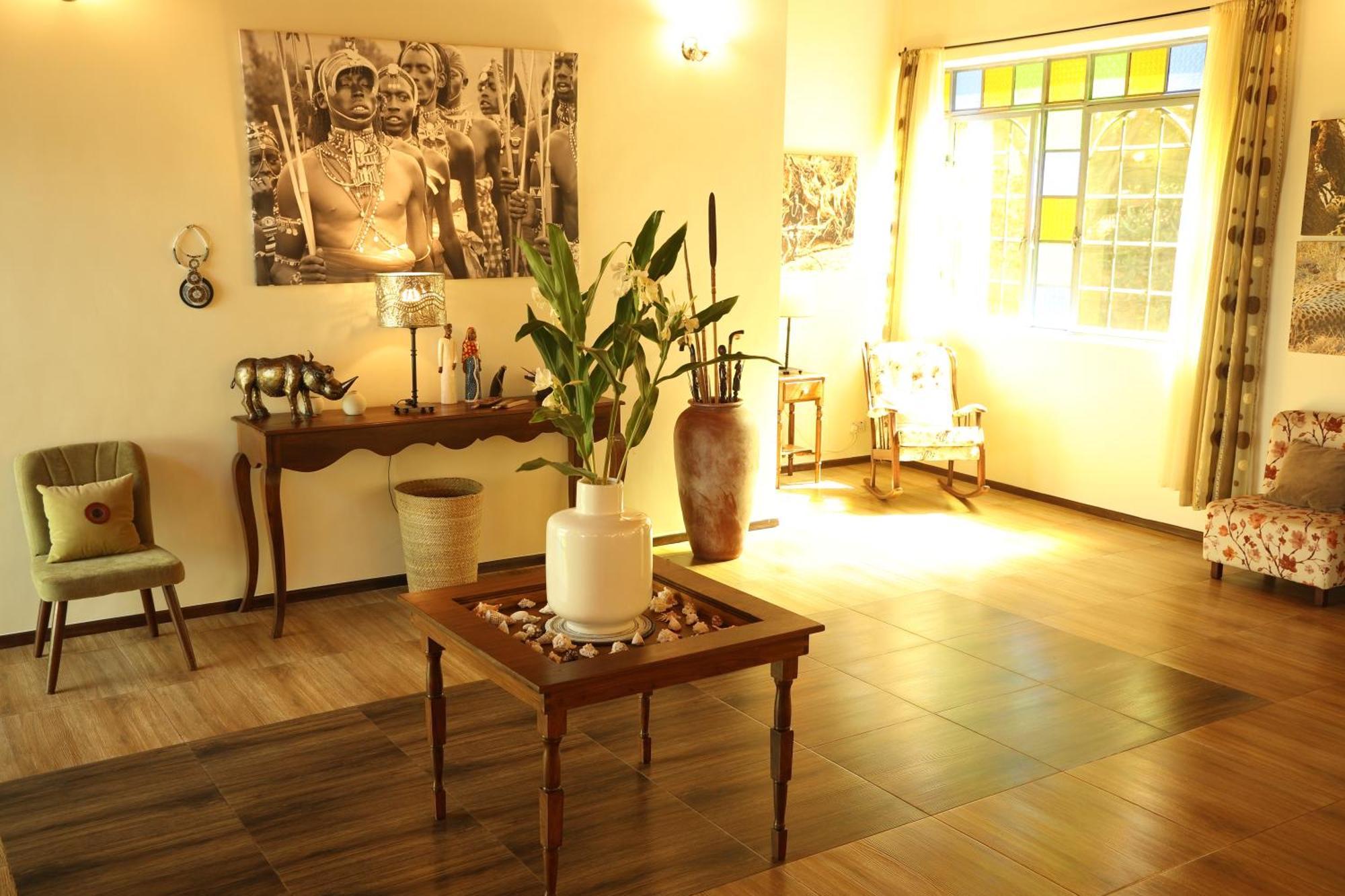 Pink Flamingo Boutique Hotel Moshi Bagian luar foto
