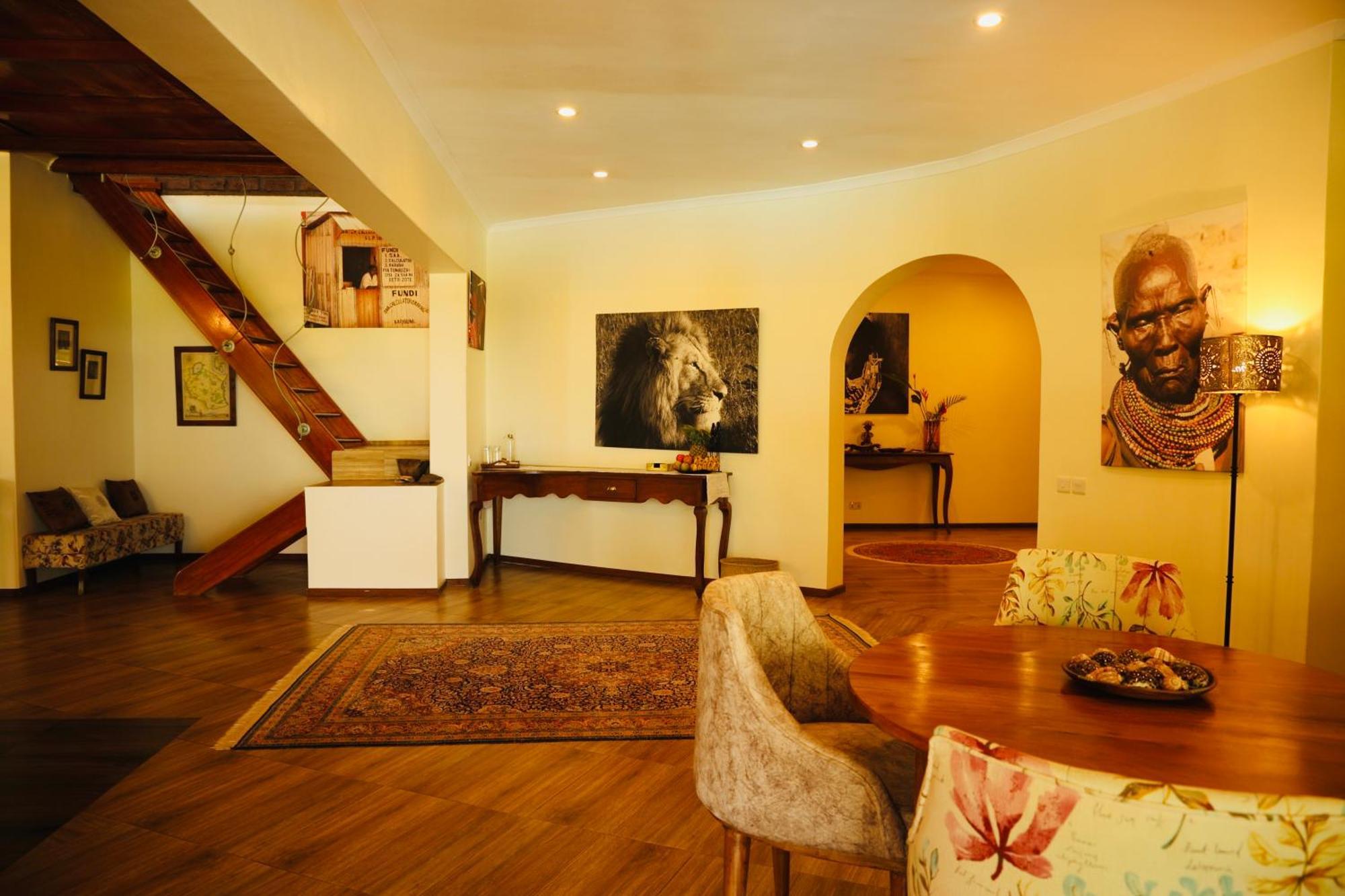 Pink Flamingo Boutique Hotel Moshi Bagian luar foto